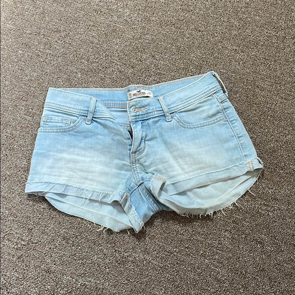 Cute jean shorts